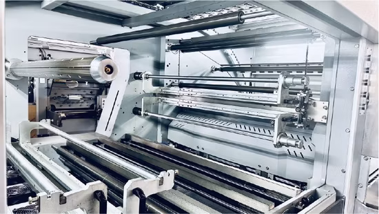 Lk106EMT Automatische Folienpräge- und Stanzmaschine (hochintelligent)